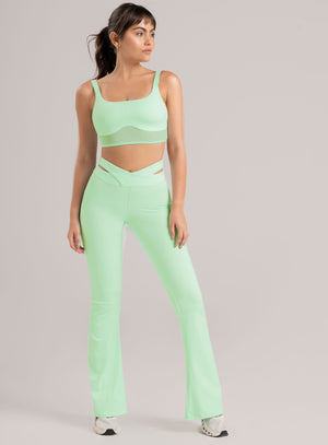 LEGGINS DEPORTIVO AZURA EN TELA KIARA 51 VERDE