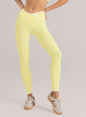 LEGGINS DEPORTIVO AMELIA EN TELA SHERY 13 AMARILLO
