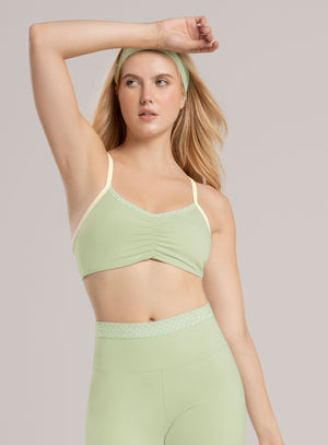 Top deportivo maranta, color verde