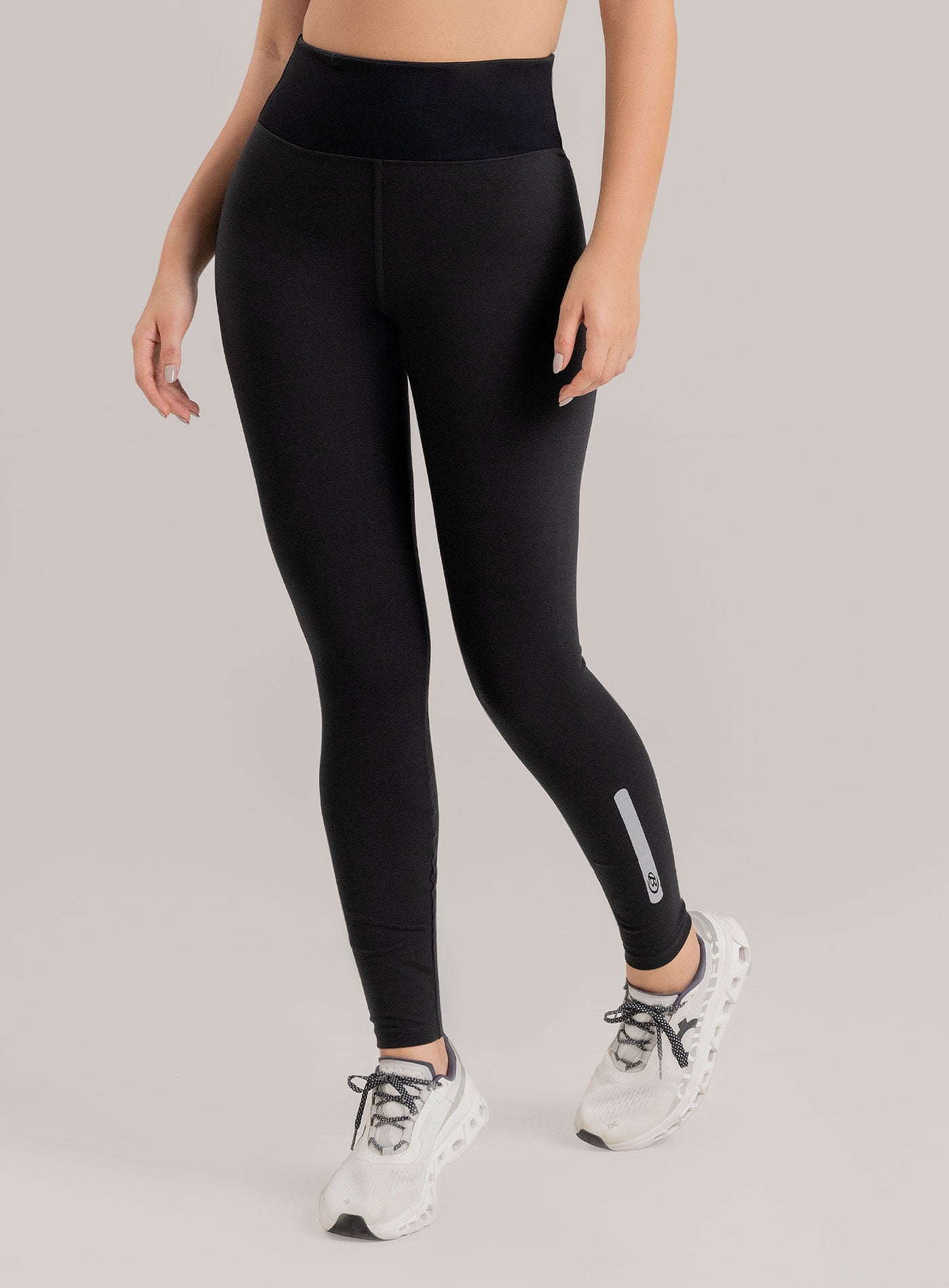 LEGGINS DEPORTIVO AURA EN TELA SUPLEX 1 NEGRO
