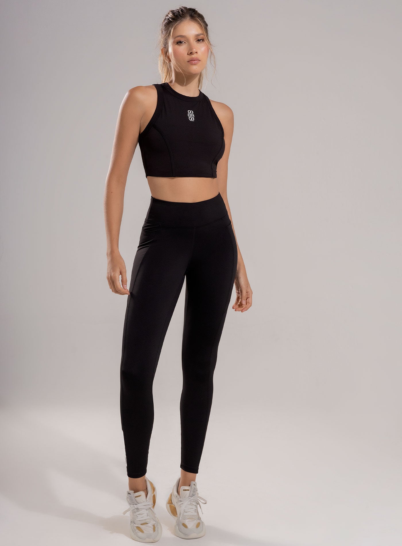 TOP DEPORTIVO TELA KIARA