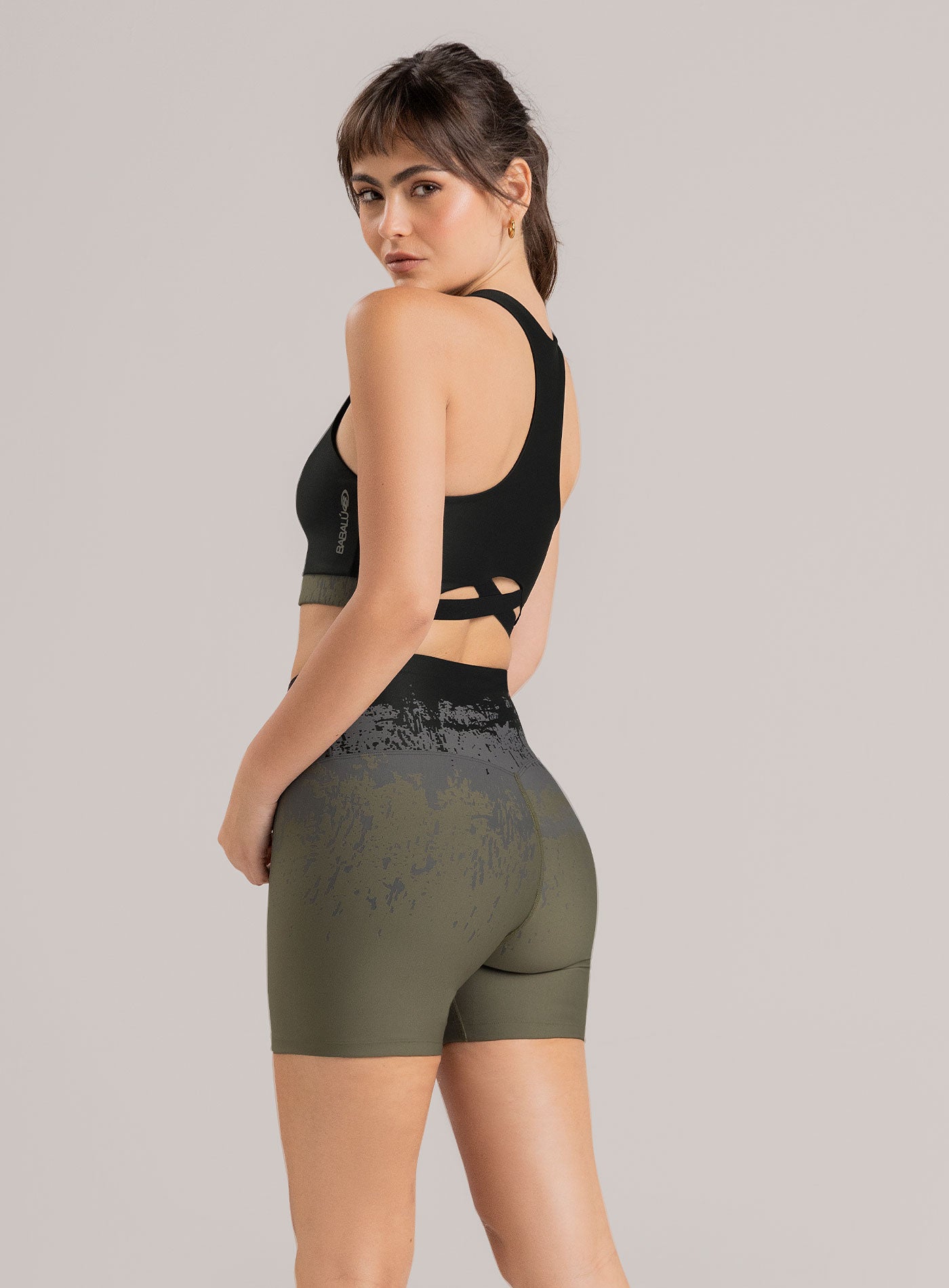 SHORT DEPORTIVO NOVA EN TELA JACQUARD 7 GRIS