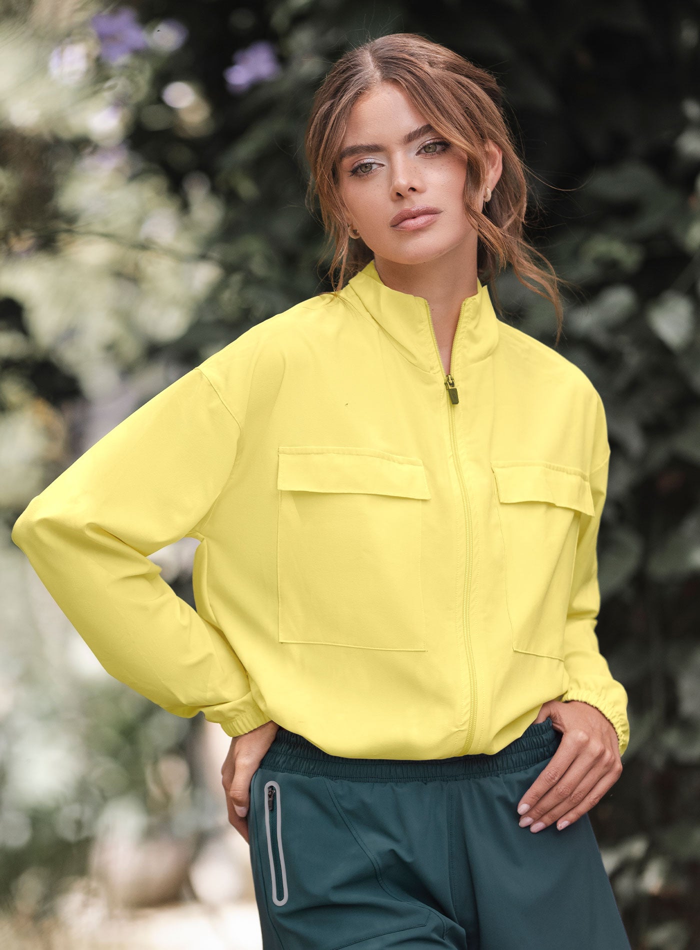 CHAQUETA DEPORTIVA SASHA EN TELA SEMI IMPERMEABLE - campaña