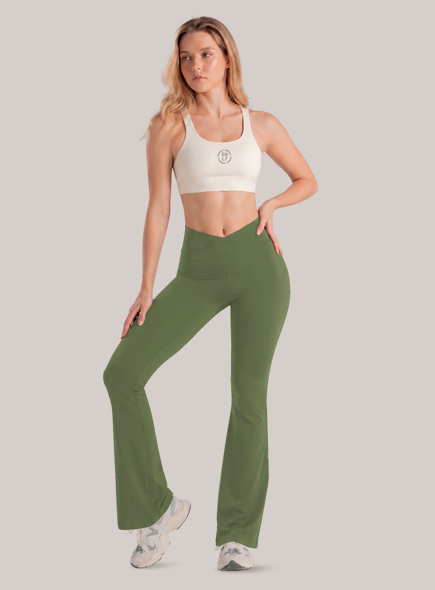 PANTALÓN TELA SHERY BOOTCUT ACAMPANADO