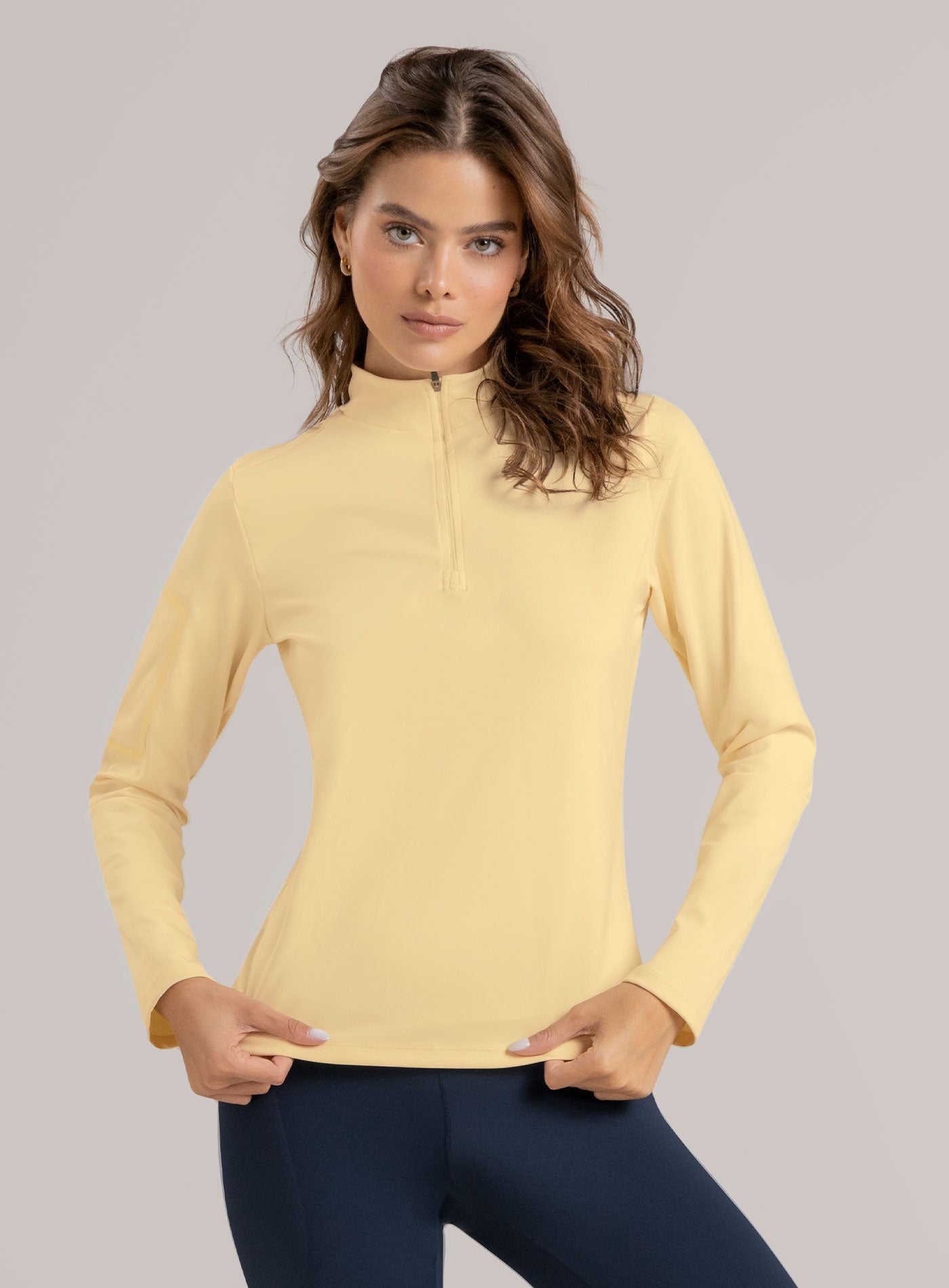 CHAQUETA DEPORTIVA ALMA EN TELA KIARA 103 AMARILLO