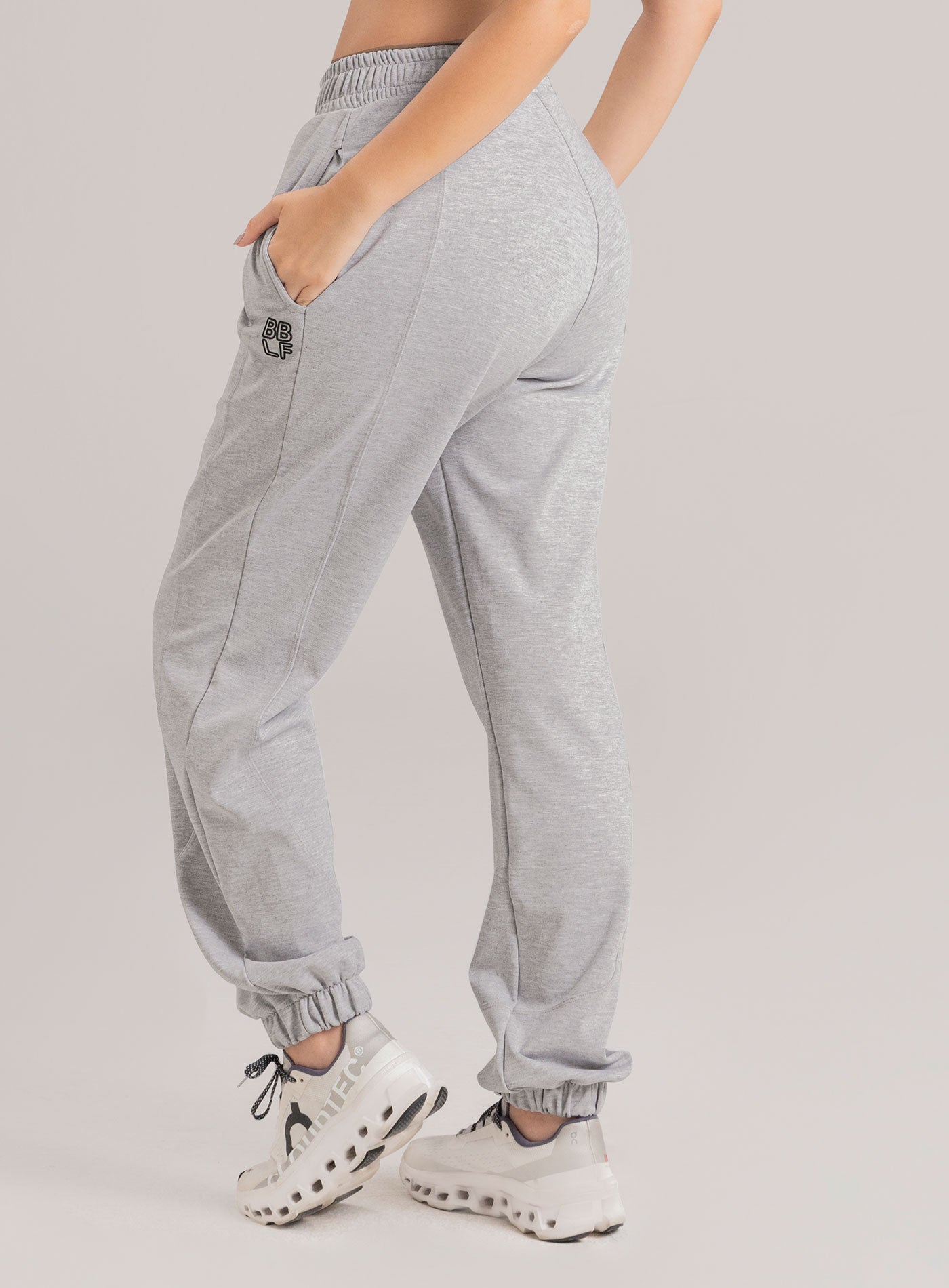 JOGGER DEPORTIVO ASTRA 42 GRIS