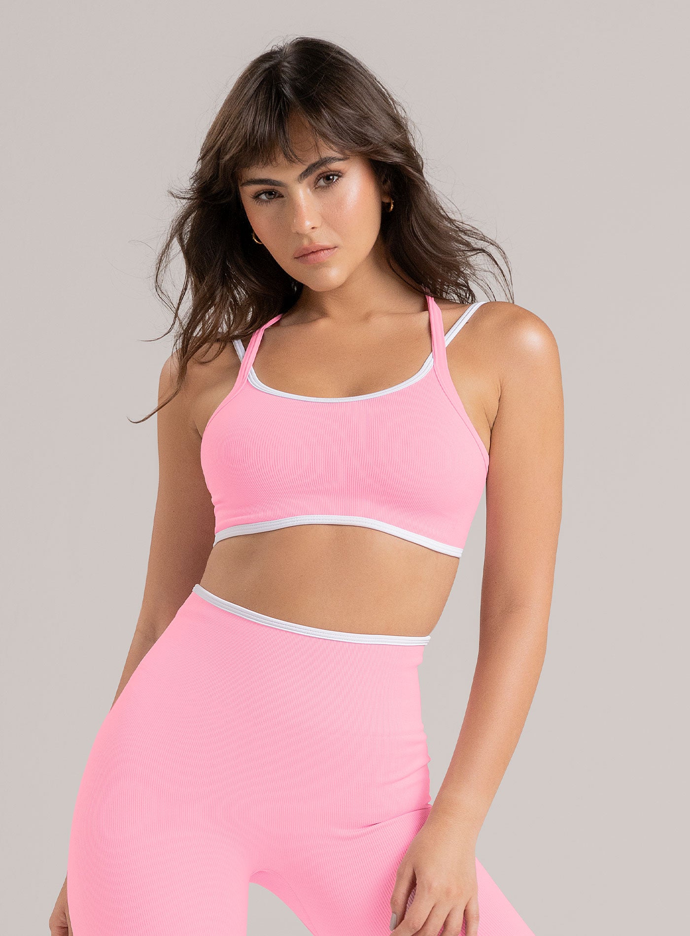 TOP DEPORTIVO LUMINARE SIN COSTURAS 40 ROSADO
