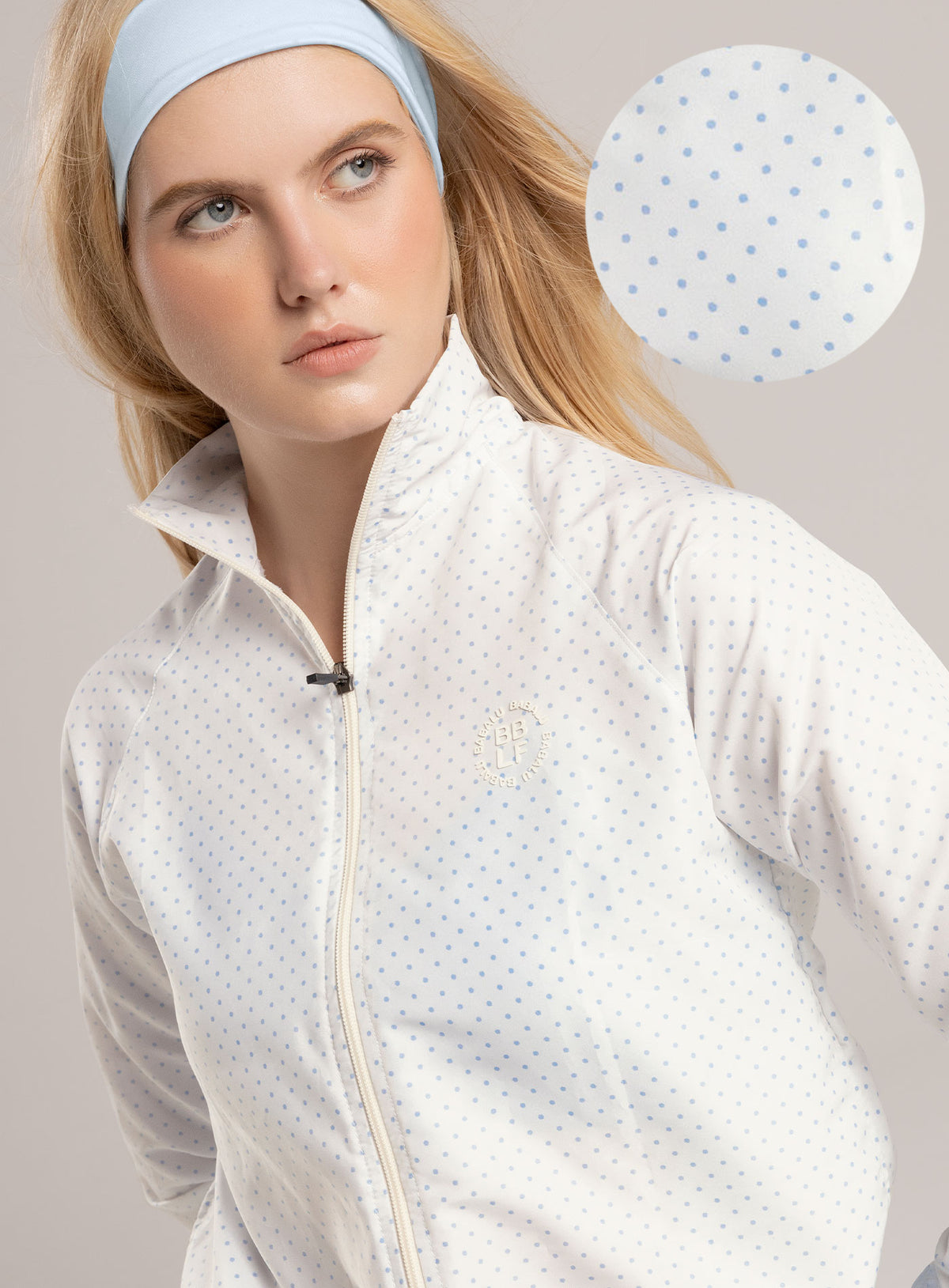 Chaqueta deportiva ruchi, color azul baby